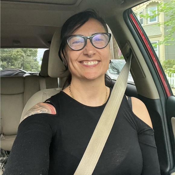 Meet your Posher, Isabel - Picture 2 of 10